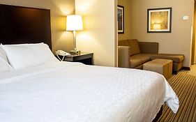 Holiday Inn Express & Suites Hayward By Ihg